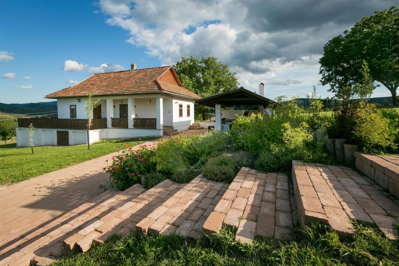 Csenger Vendégházak Matraverebely Exterior foto